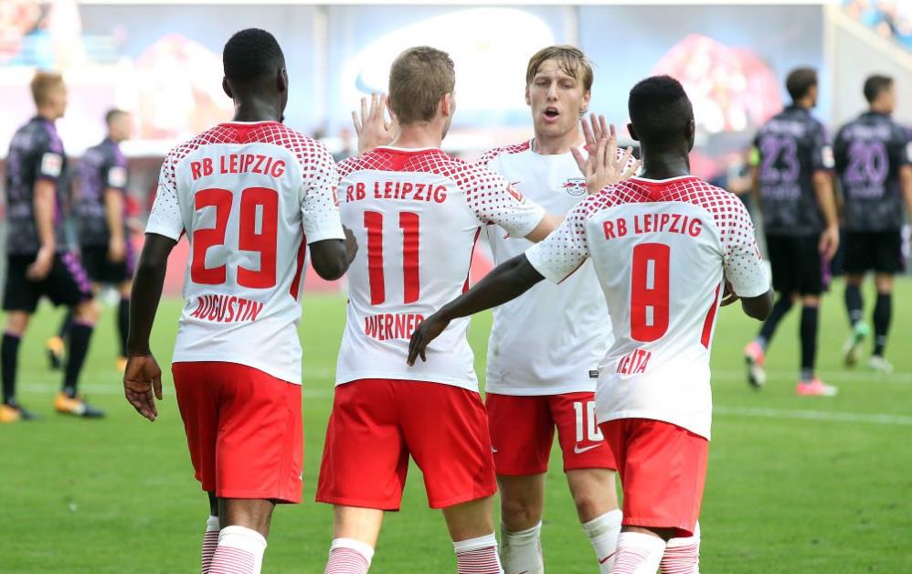 美职联战报：梅西造3球，迈阿密国际3-1温哥华首夺总冠军