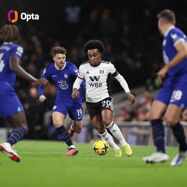 西甲-进球大战！安东尼闪击费兰半场戴帽 巴萨5-3贝蒂斯