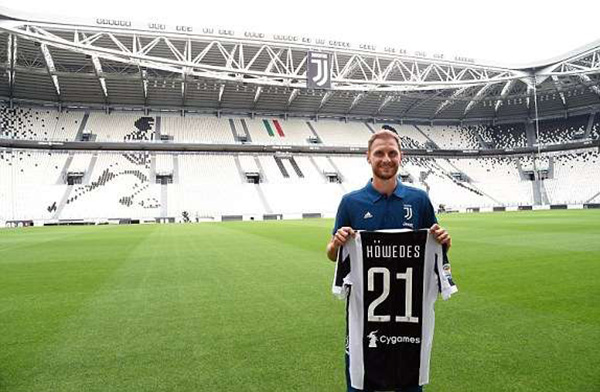 每体：巴萨关注外租门将雅科比什维利，他有望成为巴萨二号守门员（每体：巴萨盯上外租门将雅科比什维利，或将出任球队二号门将）