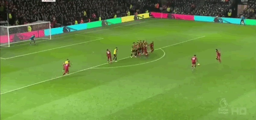 拉卡泽特回到酋长球场，观看并解说枪手对阵拜仁的比赛