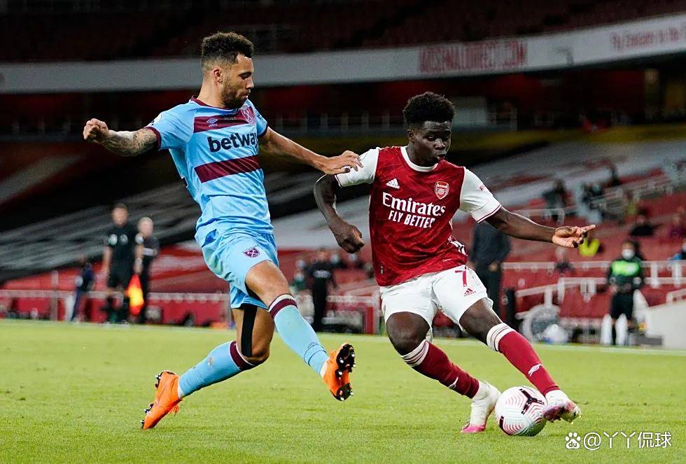 葡萄牙体育3-0布鲁日，路易斯-苏亚雷斯传射，特林康建功